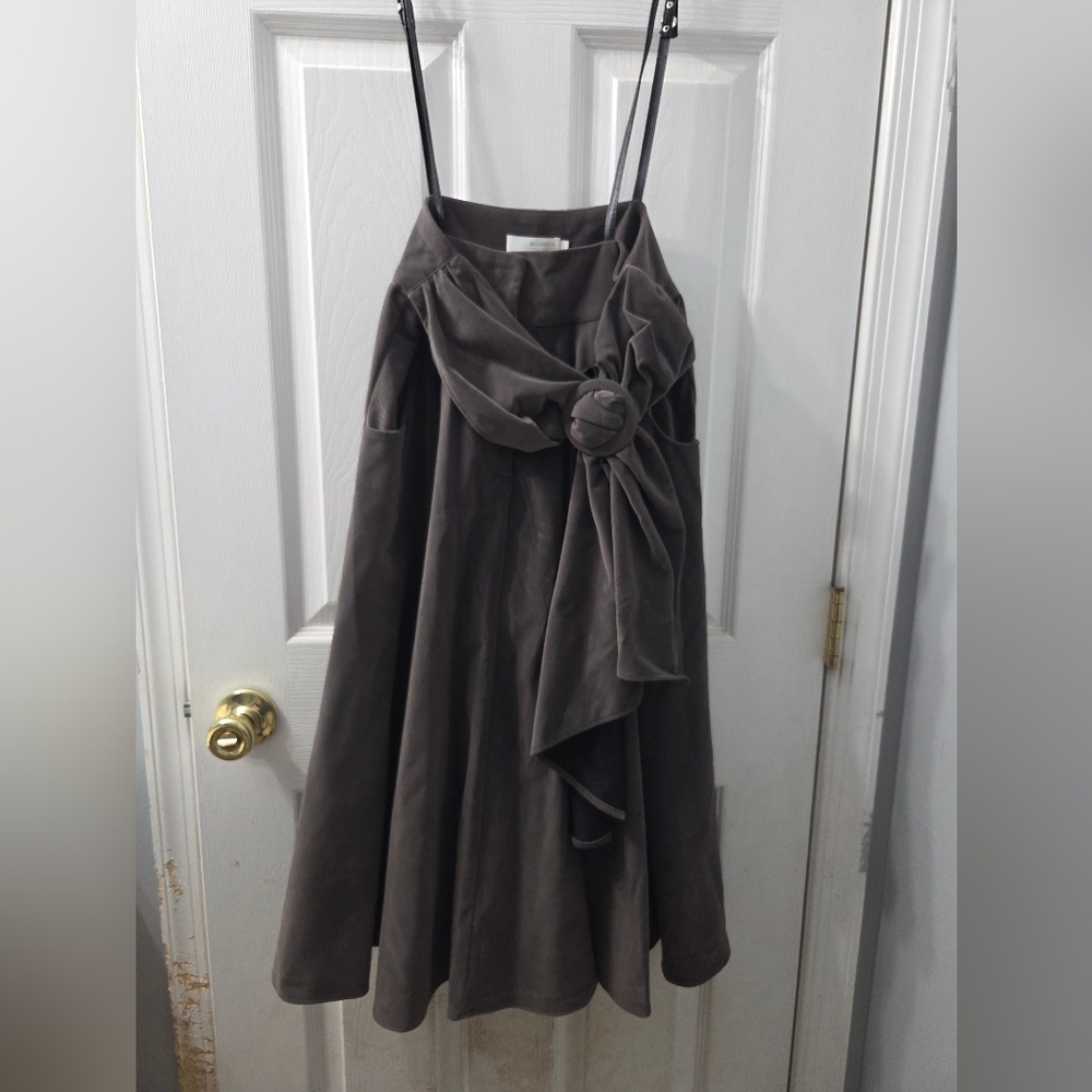 Elegant Women's Suspender Skirt - Picture 2 of 7